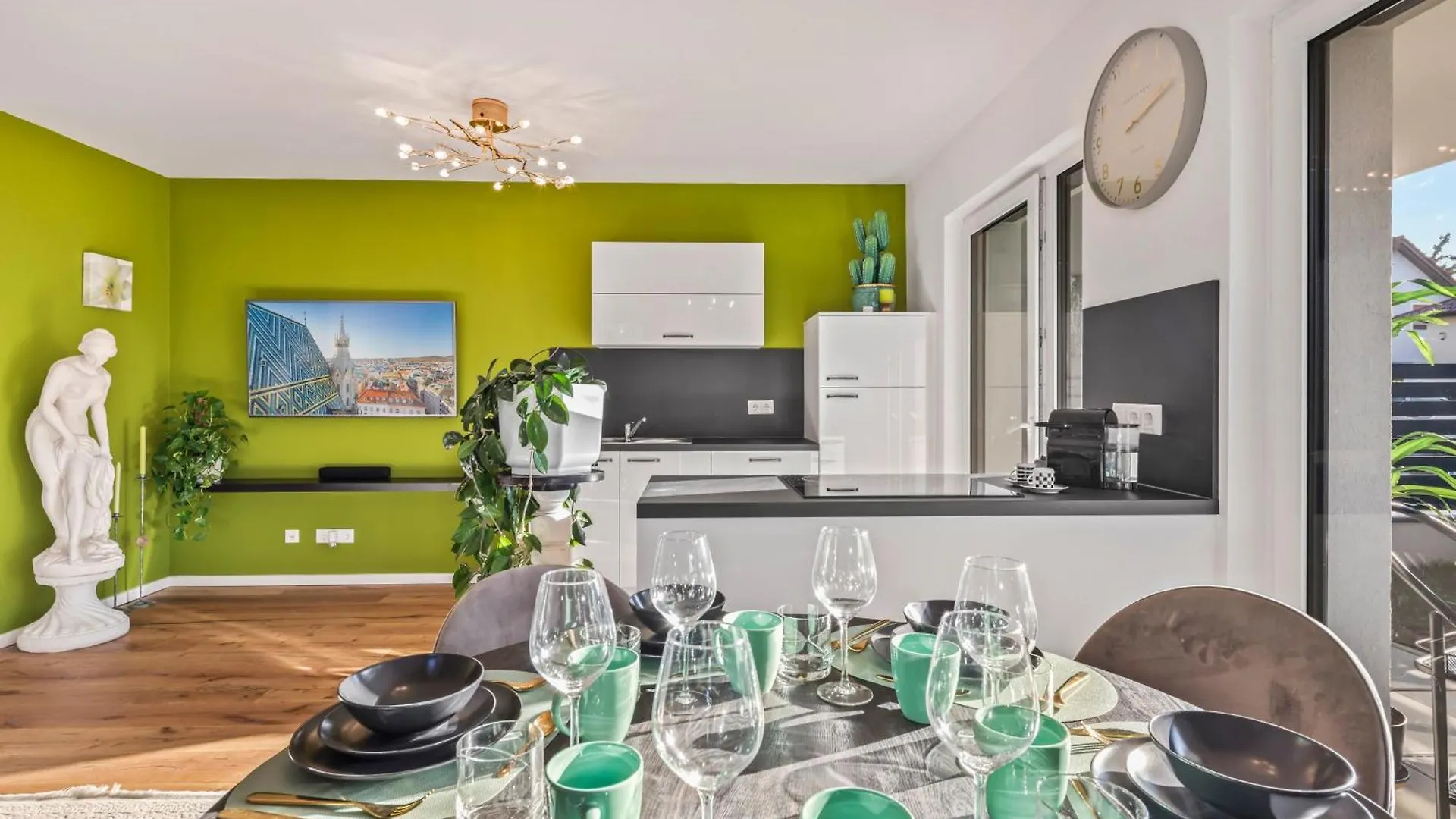 Apartment Green Suite - Whirlpool Garden - Free Parking - Wifi Vienna