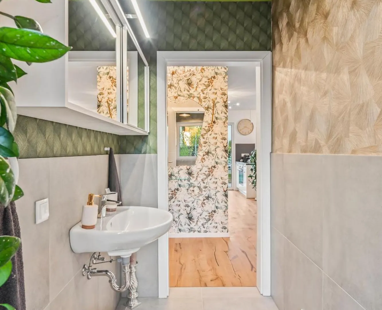 Apartment Green Suite - Whirlpool Garden - Free Parking - Wifi Vienna