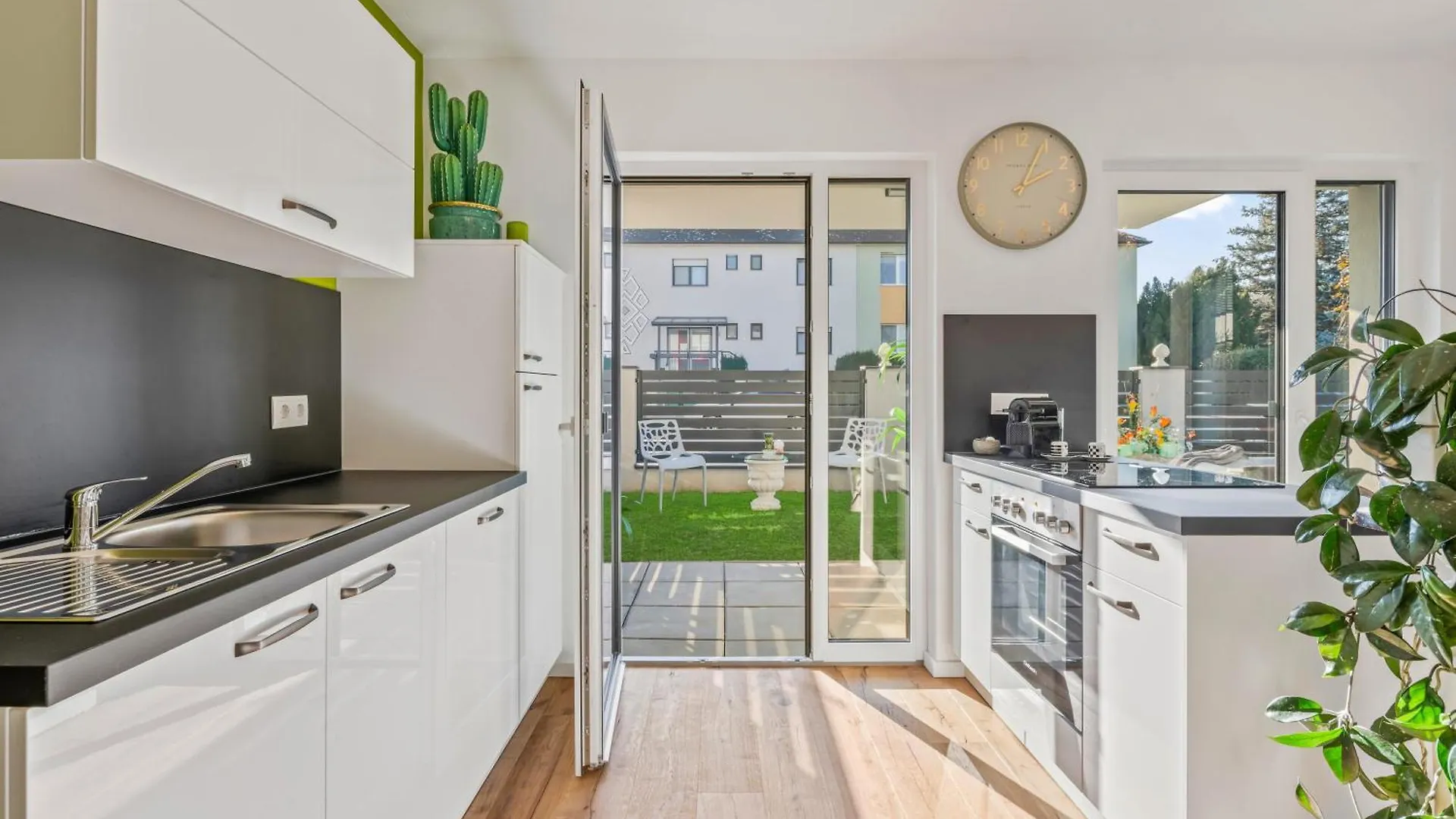 Green Suite - Whirlpool Garden - Free Parking - Wifi Vienna