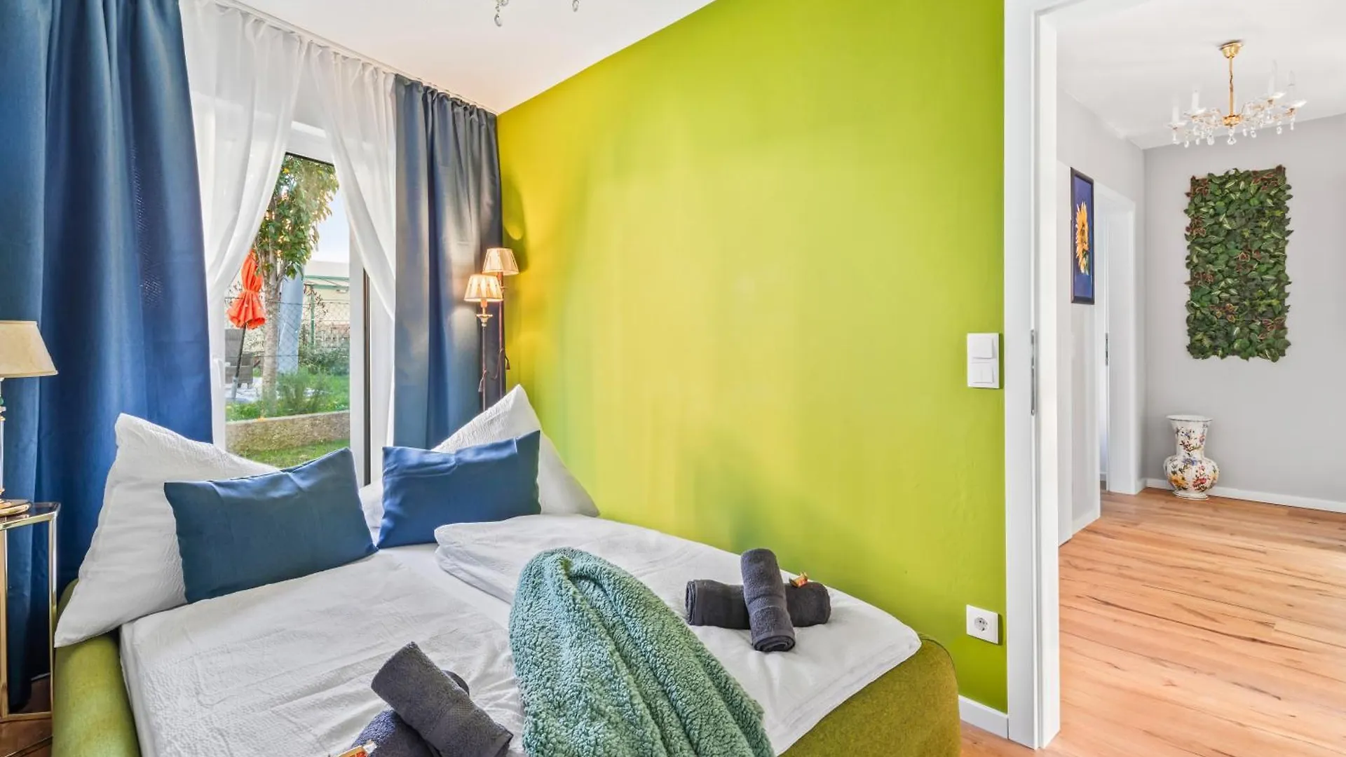 Green Suite - Whirlpool Garden - Free Parking - Wifi Vienna Apartment
