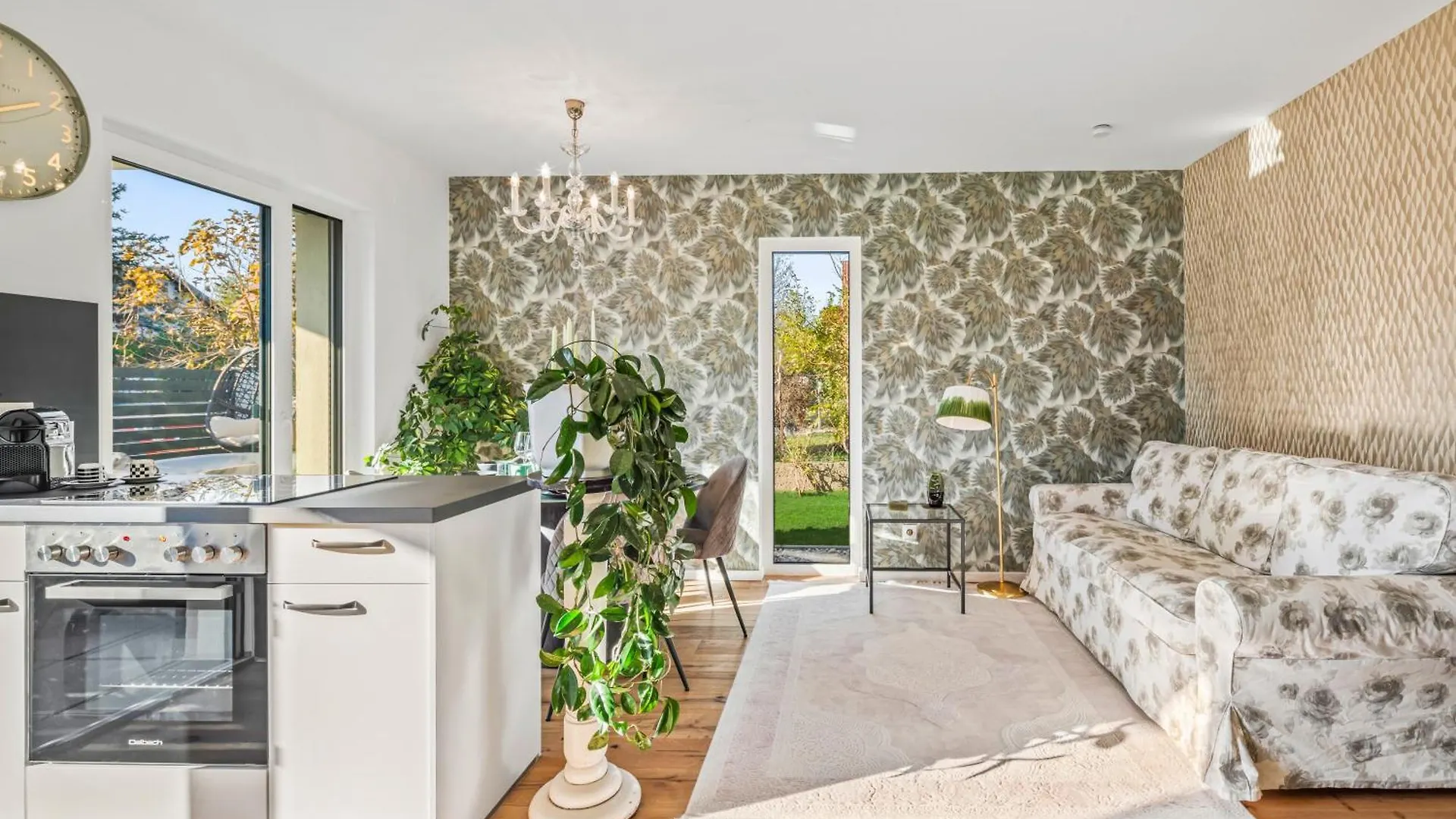 Apartment Green Suite - Whirlpool Garden - Free Parking - Wifi Vienna